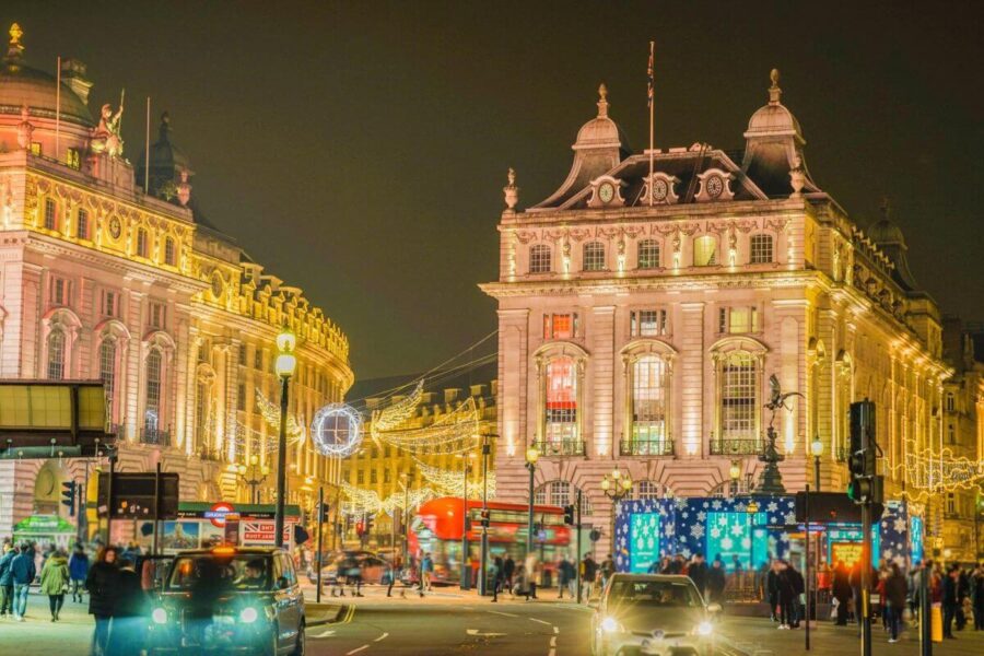 piccadilly circus